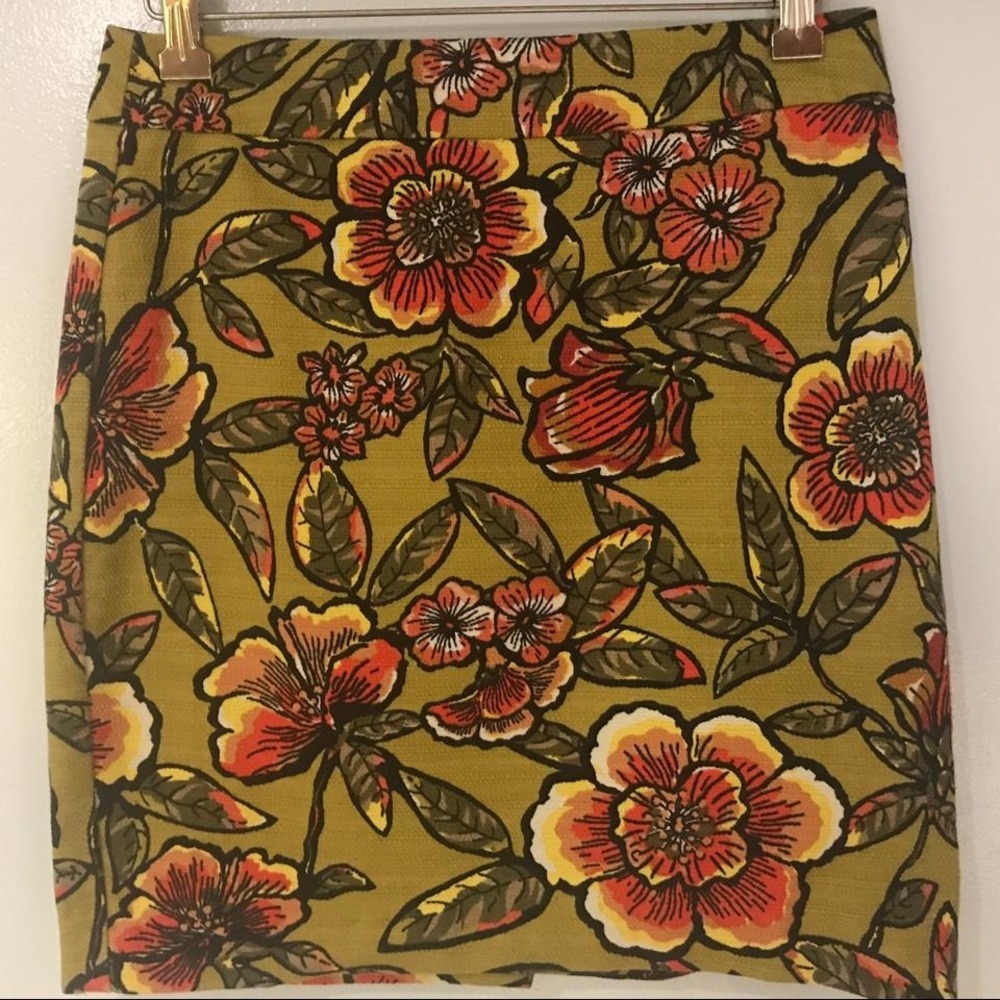 LOFT Tapestry Skirt‎